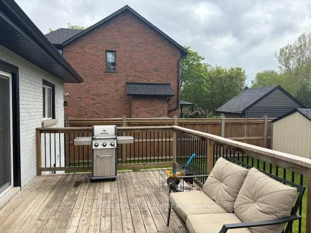 Photo 11 of 431 Second (Upper) Road E, Hamilton, Rural Stoney Creek — HOMEH