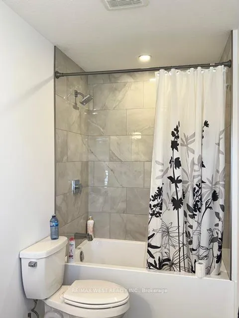 Photo 16 of 203 Merritt Crescent, North Middlesex, Parkhill — HOMEH