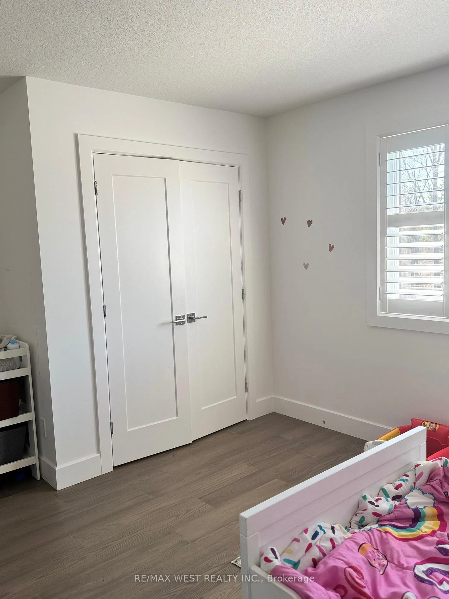 Photo 19 of 203 Merritt Crescent, North Middlesex, Parkhill — HOMEH