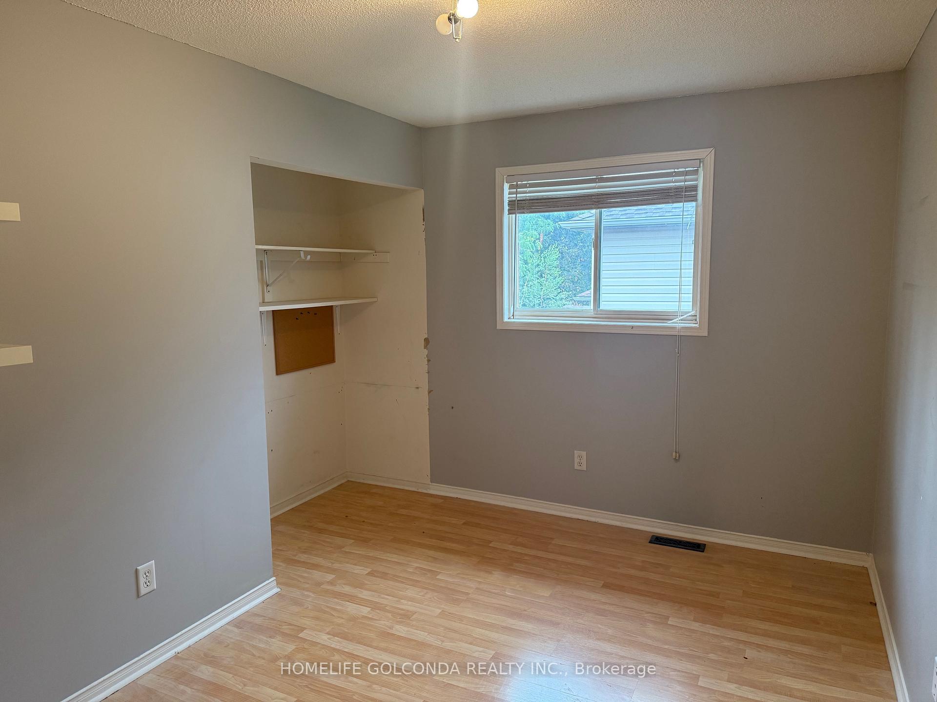 Photo 3 of 17 Leslie Avenue, Barrie, Holly — HOMEH