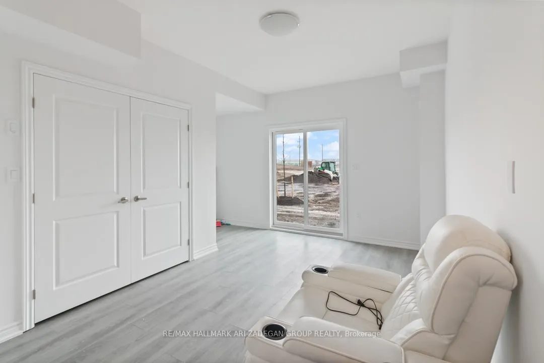 Photo 7 of Unit 37, 61 Soho Street, Hamilton, Stoney Creek Mountain — HOMEH