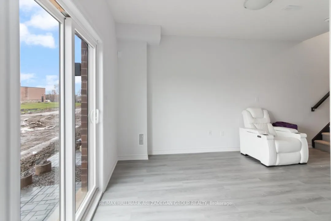 Photo 9 of Unit 37, 61 Soho Street, Hamilton, Stoney Creek Mountain — HOMEH