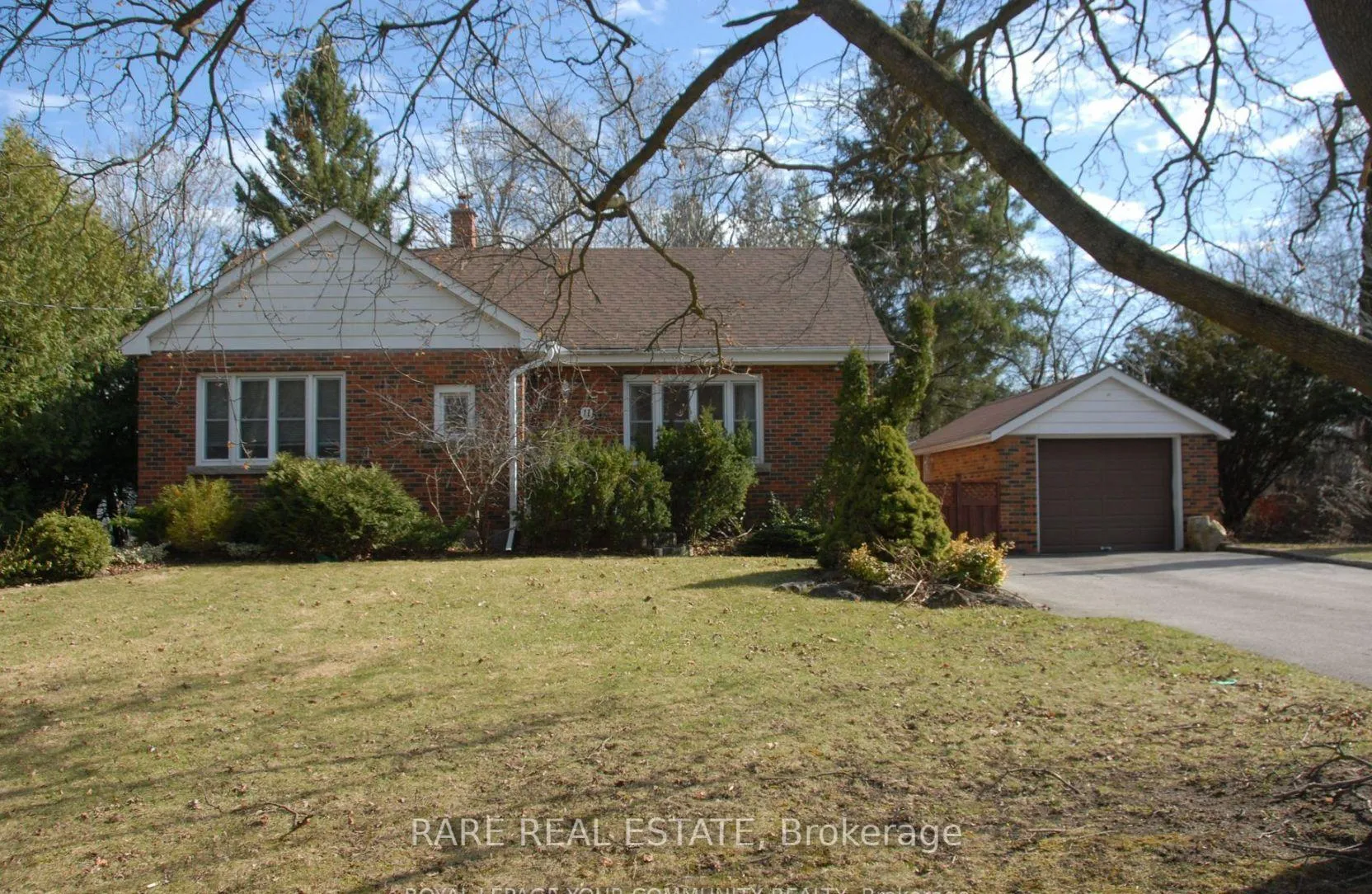 Front of 11 Maple Lane