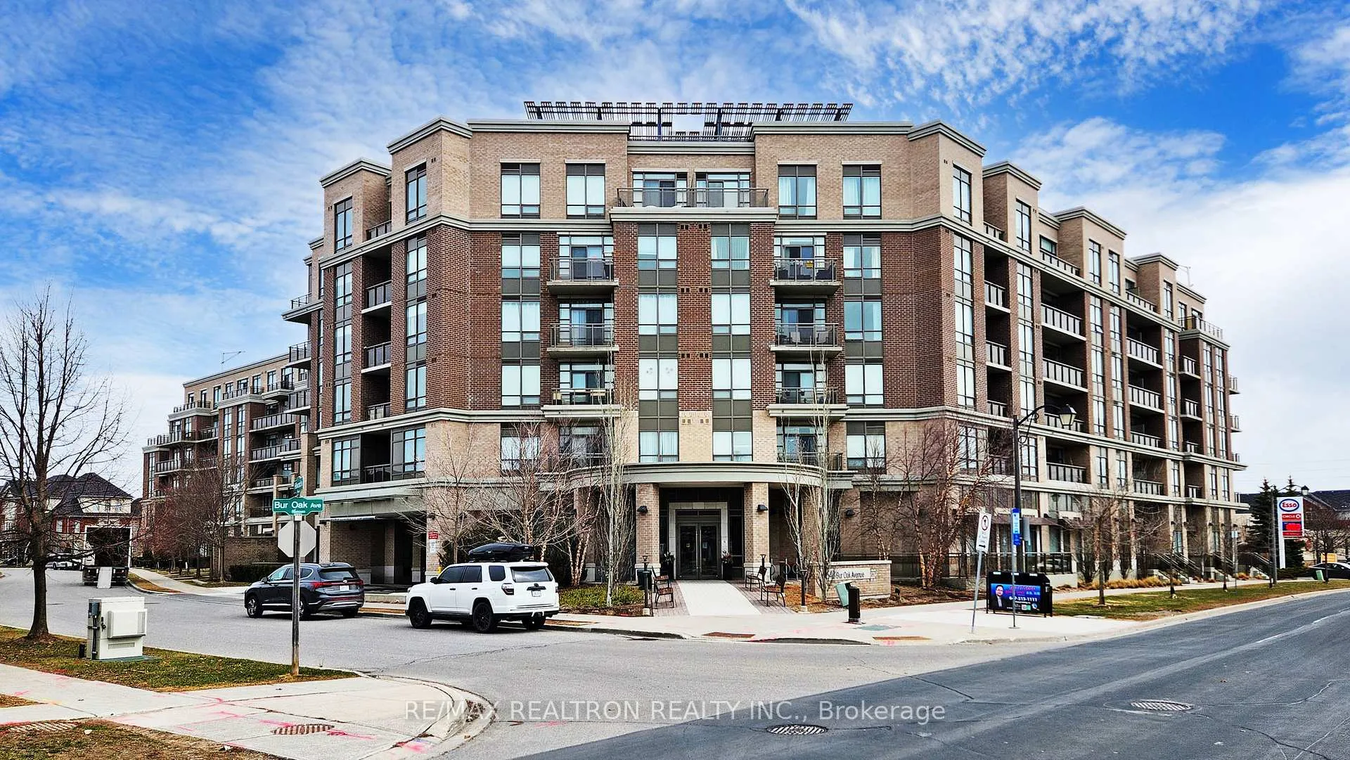 Photo 1 of Unit 628, 540 Bur Oak Ave, Markham, Berczy — HOMEH