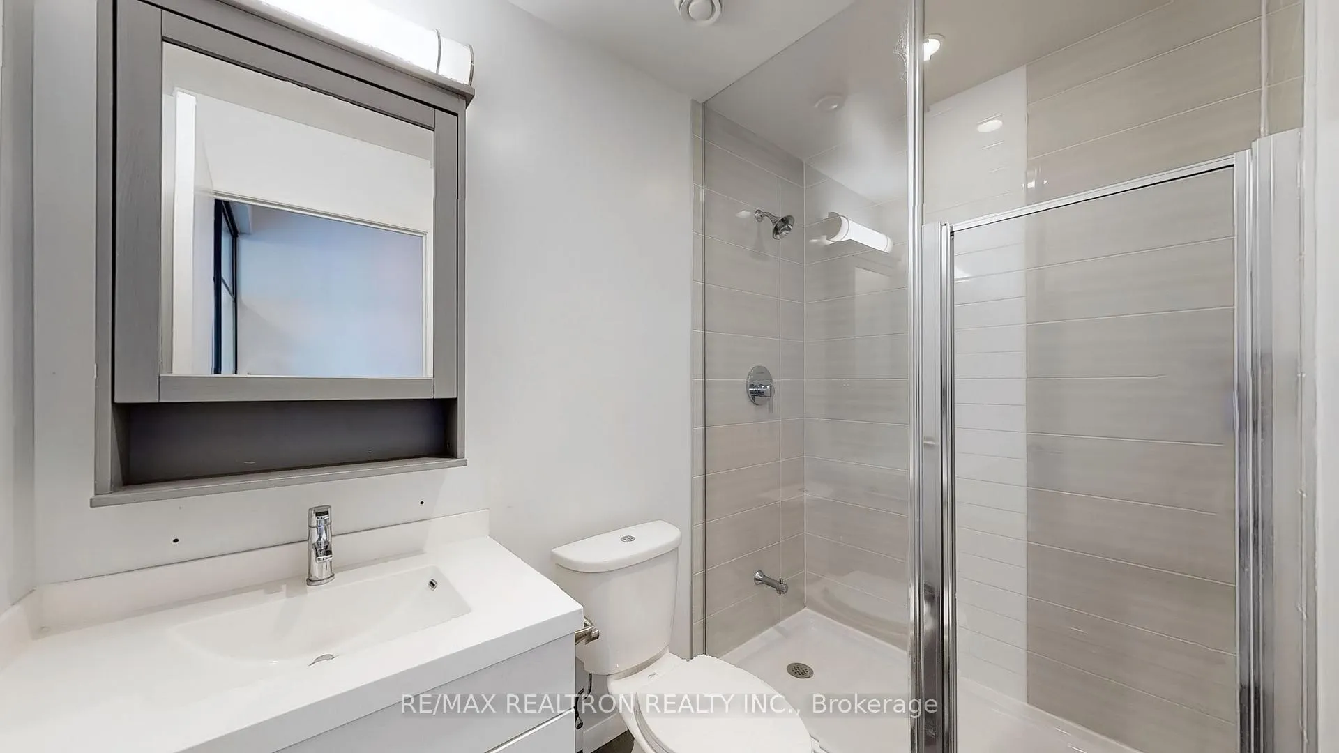 Photo 27 of Unit 628, 540 Bur Oak Ave, Markham, Berczy — HOMEH