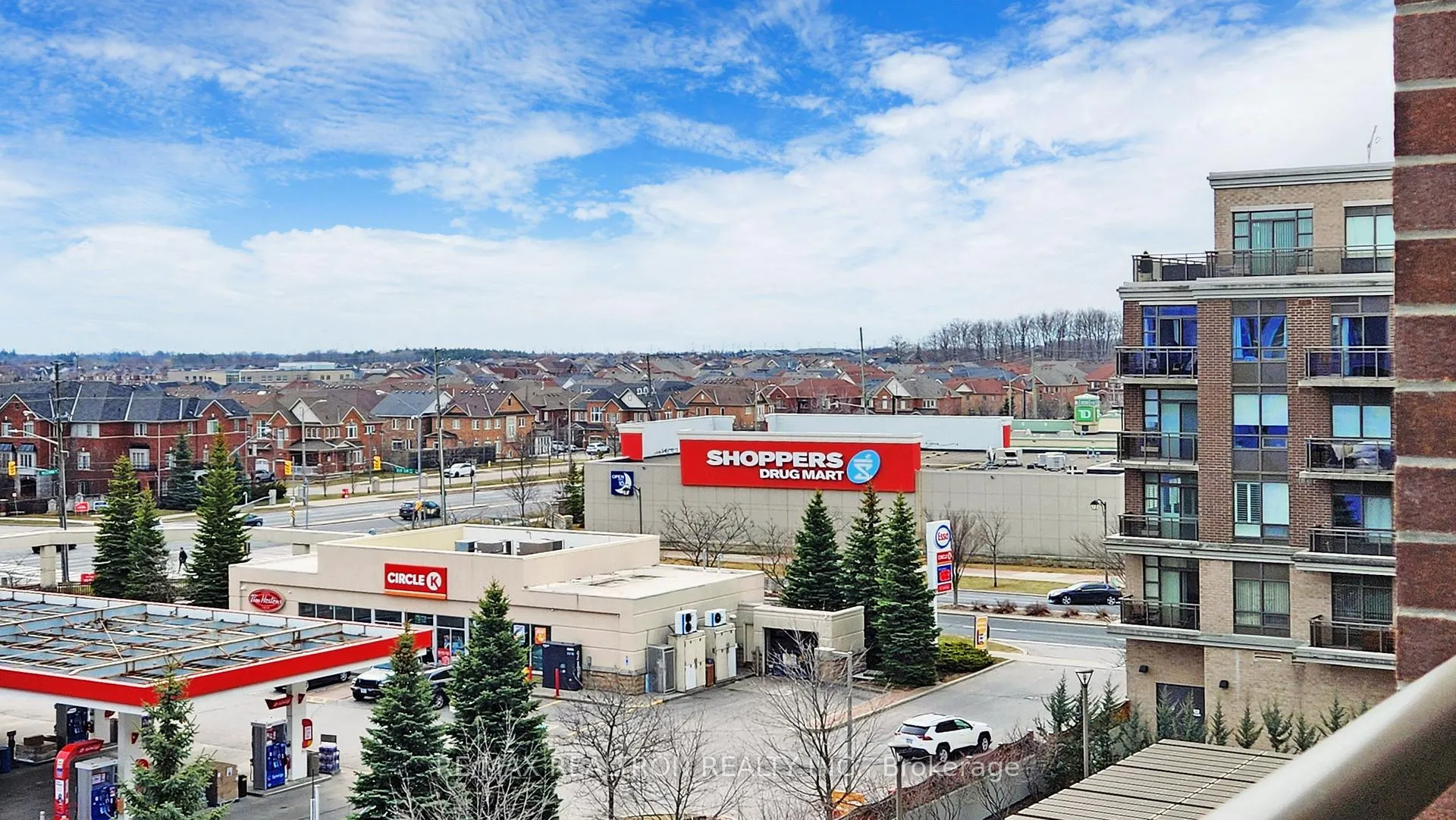 Photo 31 of Unit 628, 540 Bur Oak Ave, Markham, Berczy — HOMEH