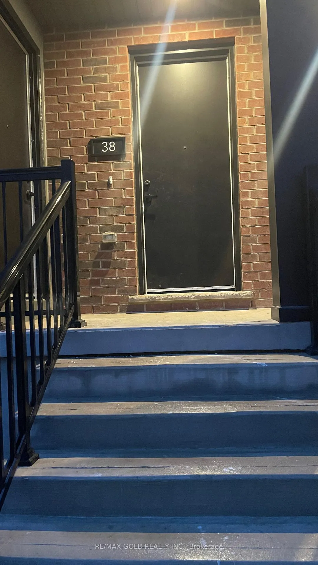 Front of Unit 38, 99 Roger Street