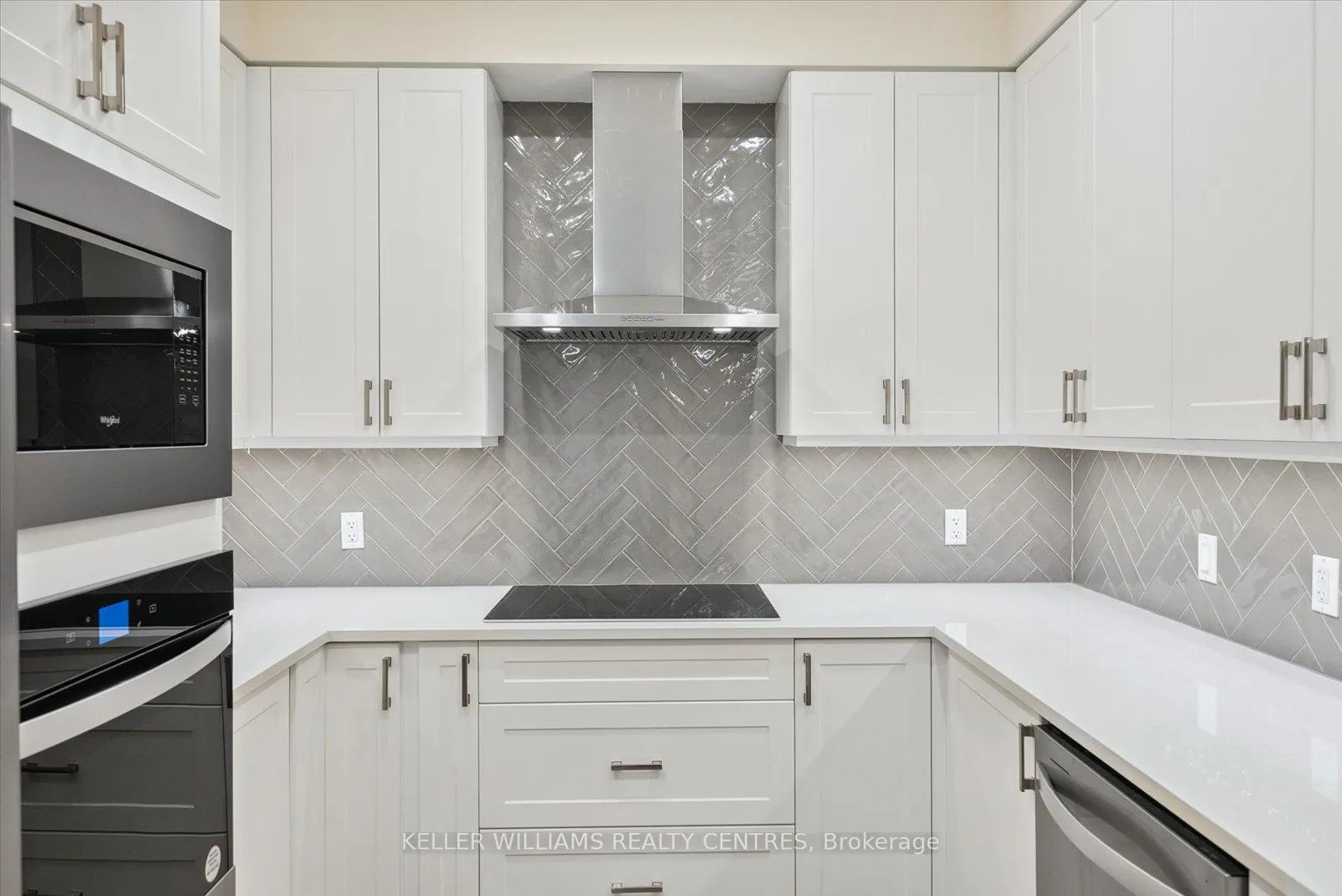 Photo 7 of Unit 702, 460 William Graham Drive, Aurora, Rural Aurora — HOMEH