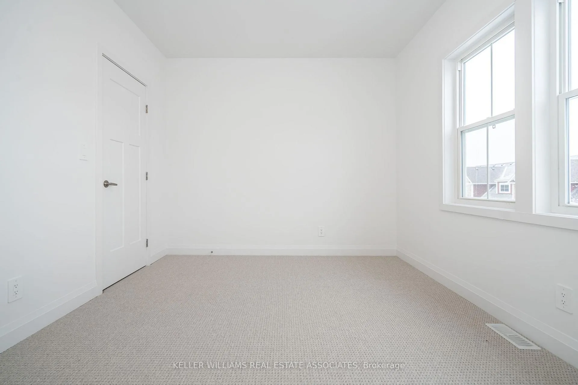 Photo 42 of 26 Allison Lane, Midland — HOMEH