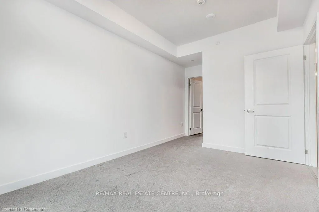Photo 14 of Unit 1001, 460 Dundas Street E, Hamilton, Waterdown — HOMEH
