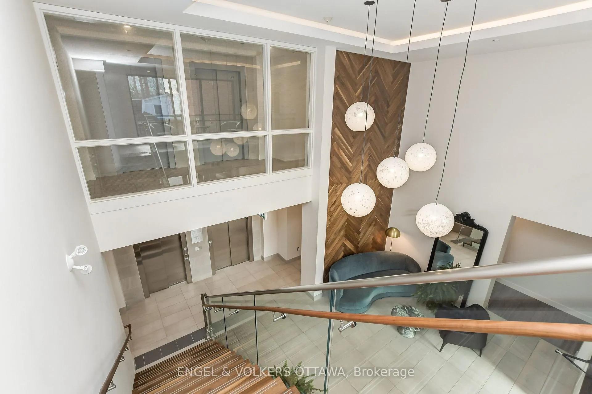 Photo 4 of Unit 204, 280 Crichton Street, Ottawa, Lindenlea — HOMEH
