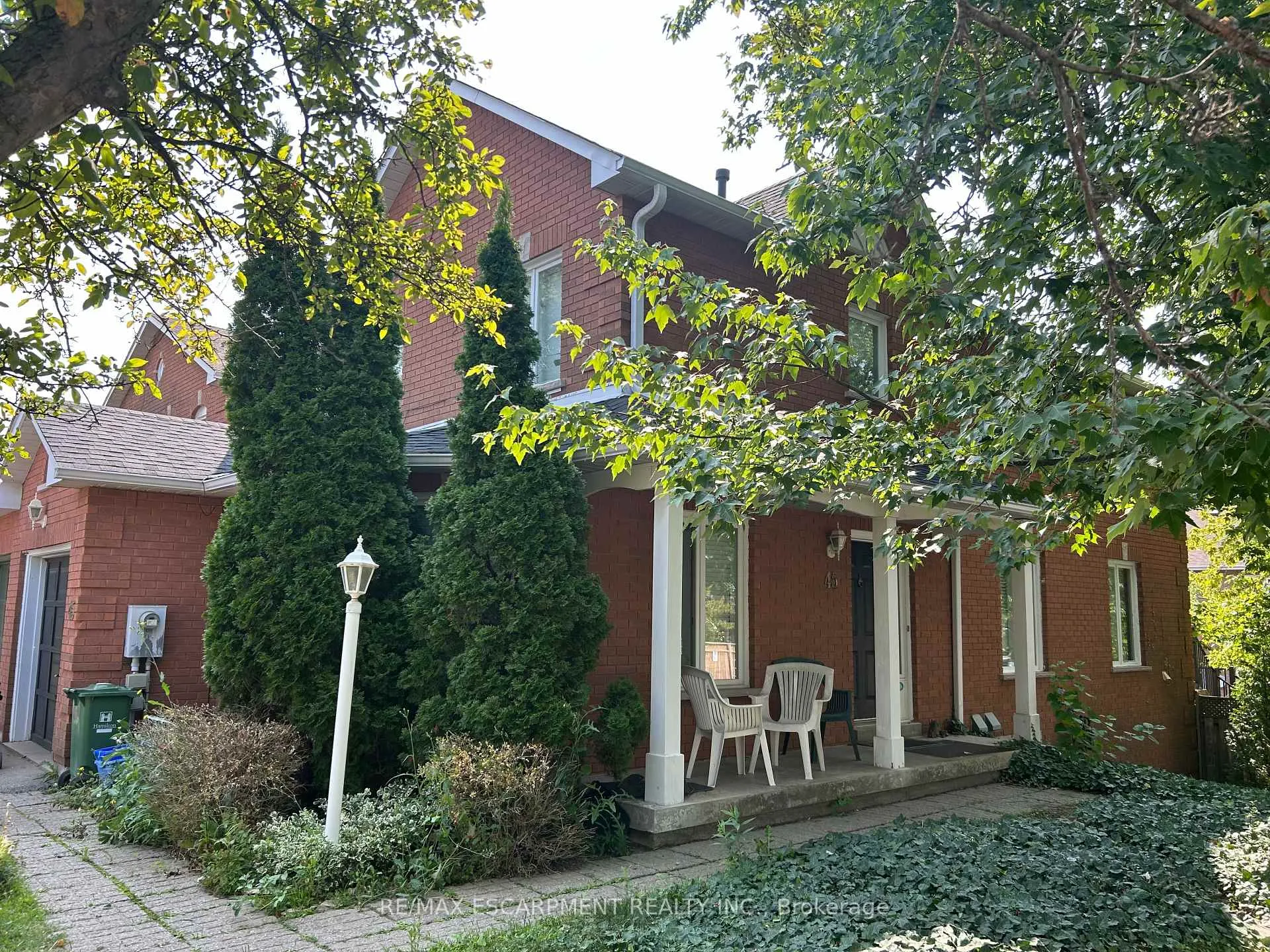 Photo 1 of 45 Pirie Drive, Hamilton, Dundas — HOMEH