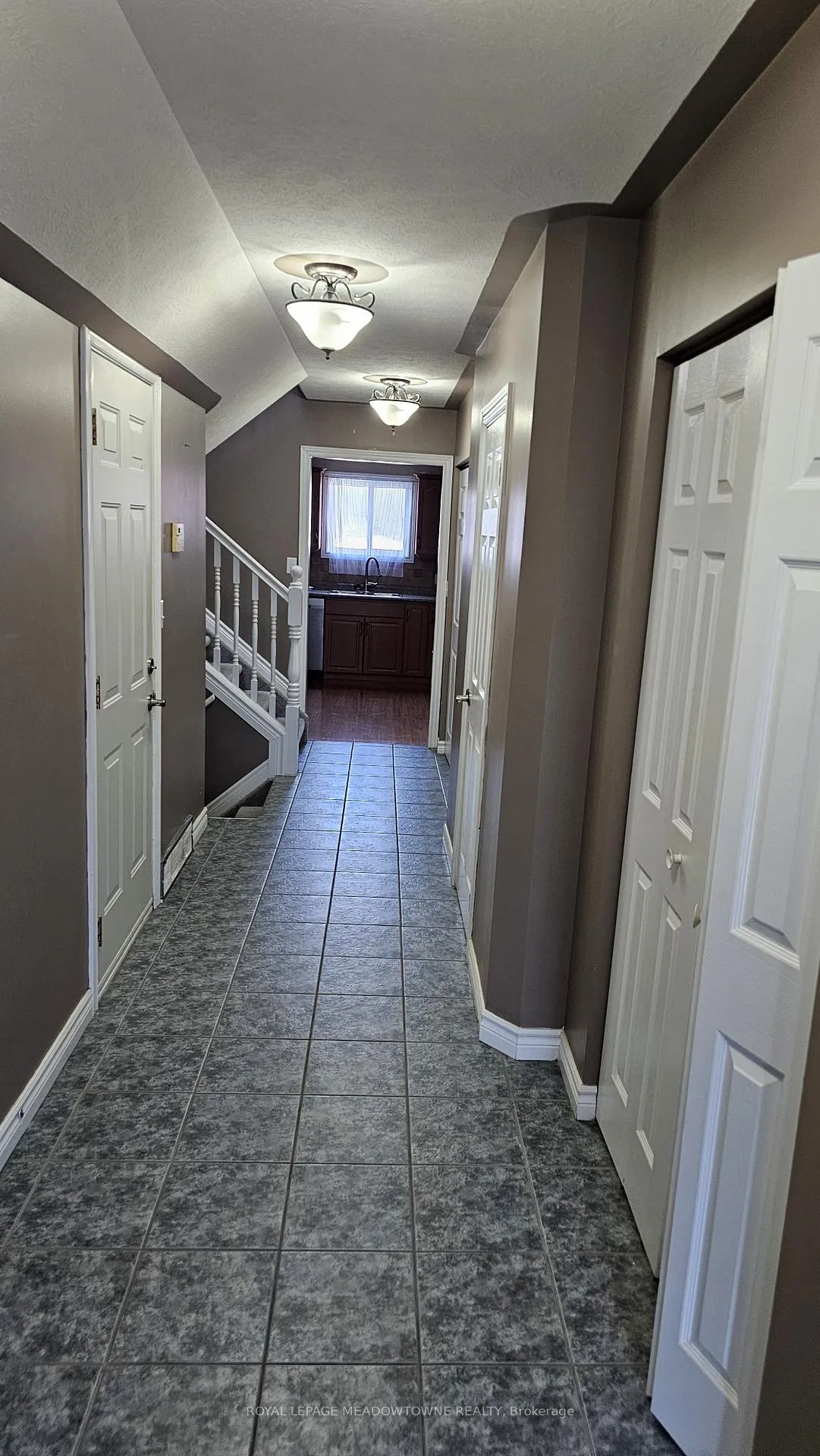 Photo 7 of 135 Taylor Trail, Chatham-Kent — HOMEH