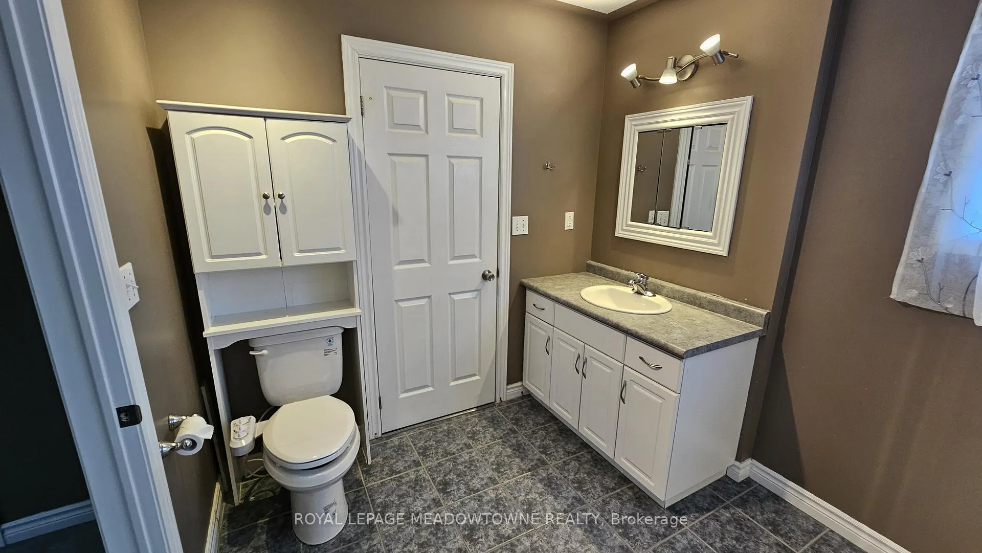 Photo 9 of 135 Taylor Trail, Chatham-Kent — HOMEH