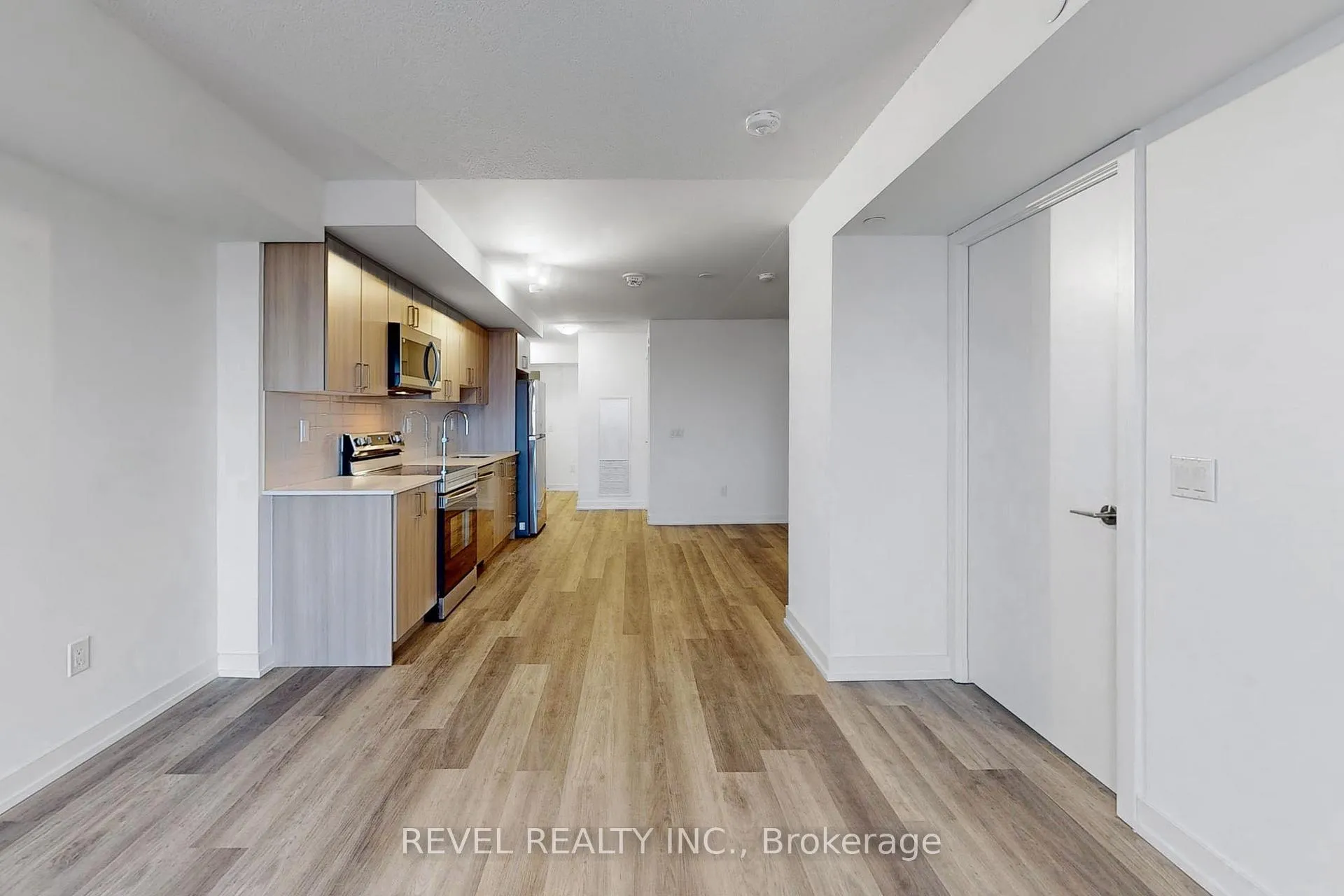 Photo 10 of Unit 2004, 1435 Celebration Drive, Pickering, Bay Ridges — HOMEH