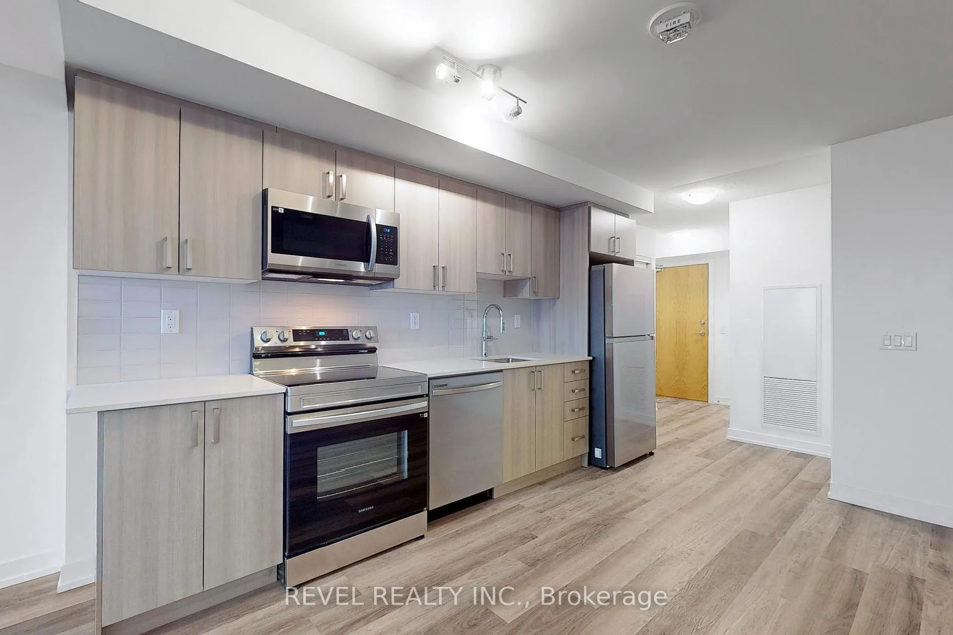 Photo 13 of Unit 2004, 1435 Celebration Drive, Pickering, Bay Ridges — HOMEH