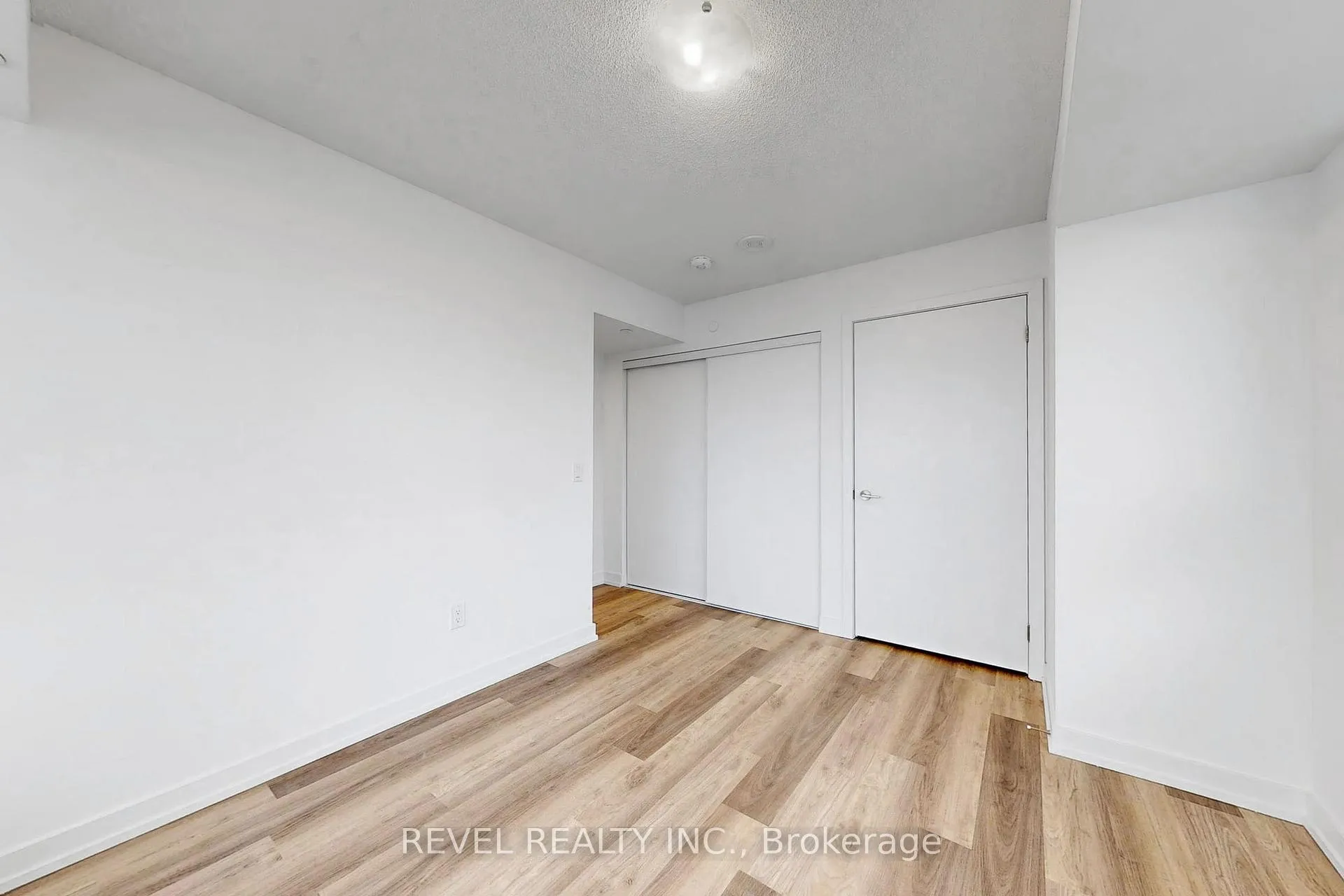 Photo 16 of Unit 2004, 1435 Celebration Drive, Pickering, Bay Ridges — HOMEH