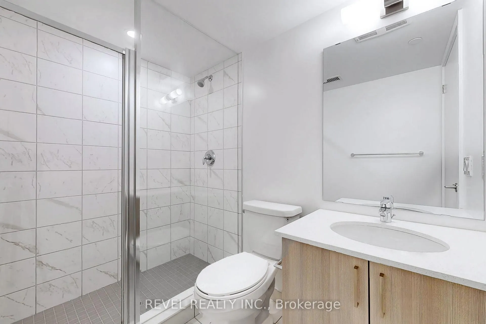 Photo 17 of Unit 2004, 1435 Celebration Drive, Pickering, Bay Ridges — HOMEH