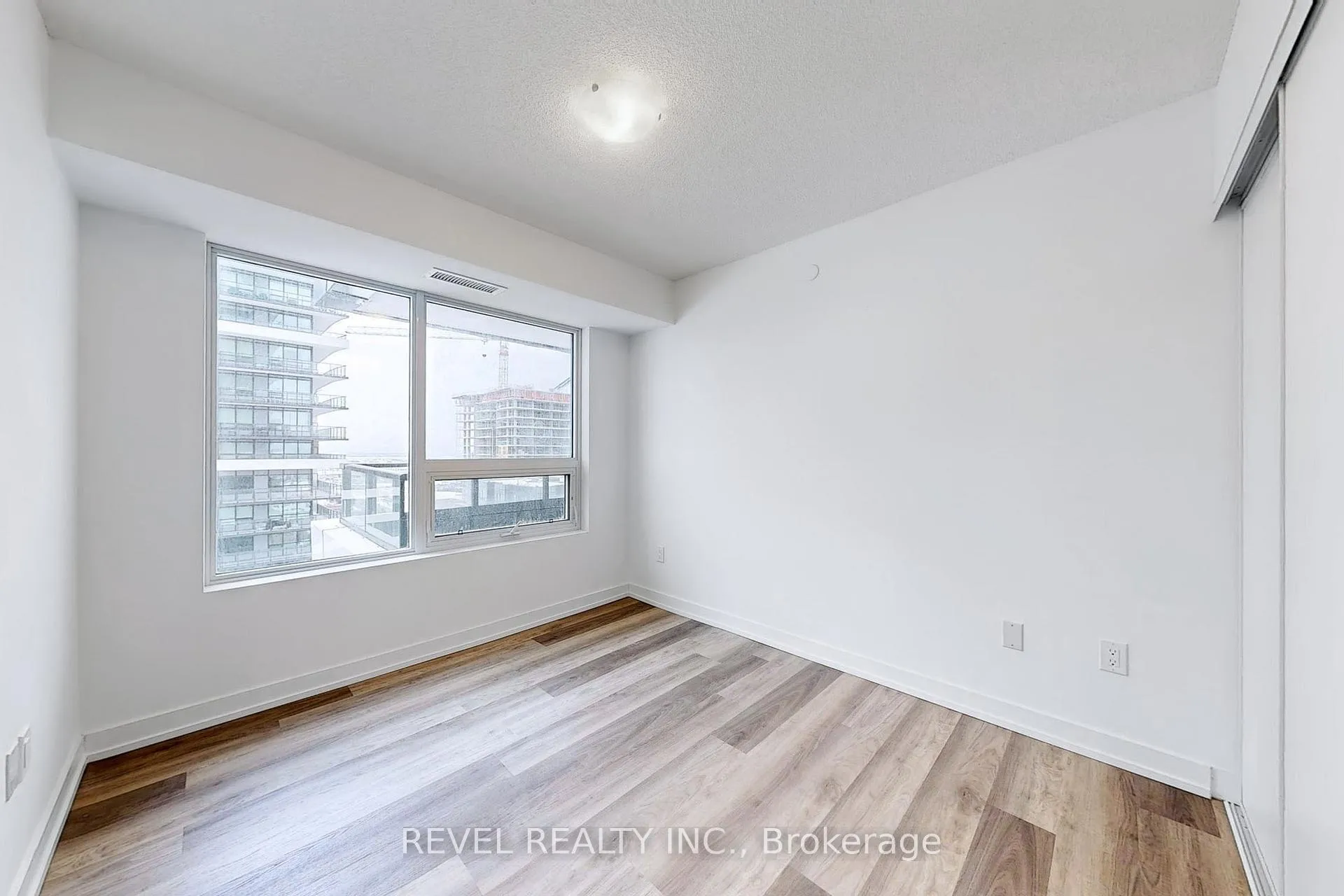 Photo 21 of Unit 2004, 1435 Celebration Drive, Pickering, Bay Ridges — HOMEH
