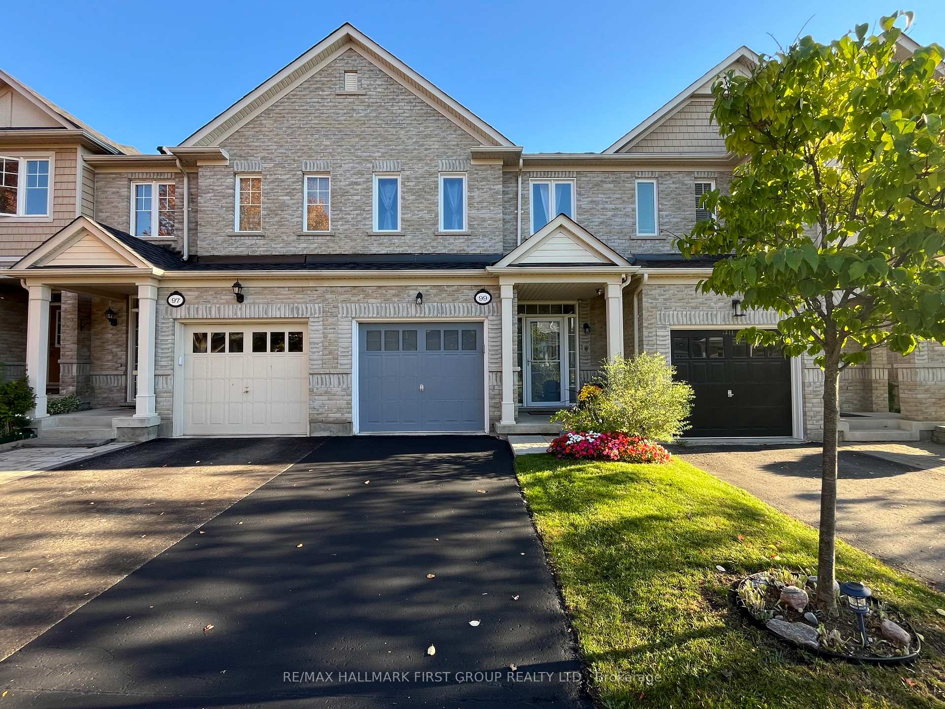 Photo 1 of 99 Silverwood Circle, Ajax, Central East — HOMEH