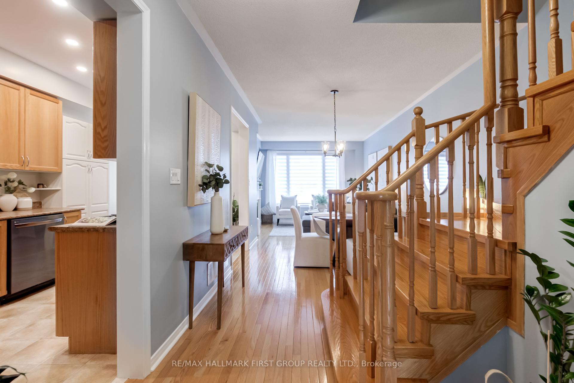 Photo 7 of 99 Silverwood Circle, Ajax, Central East — HOMEH
