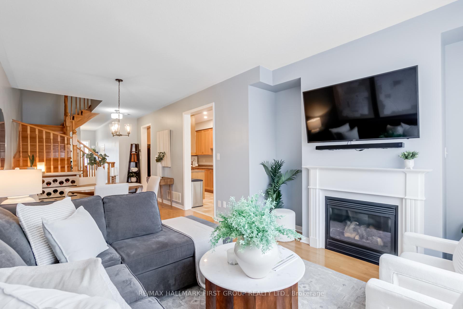Photo 9 of 99 Silverwood Circle, Ajax, Central East — HOMEH
