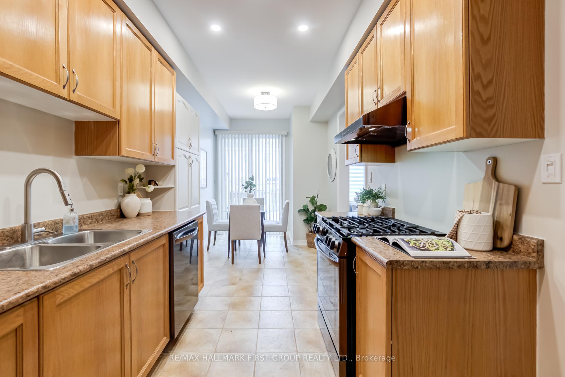 Photo 12 of 99 Silverwood Circle, Ajax, Central East — HOMEH