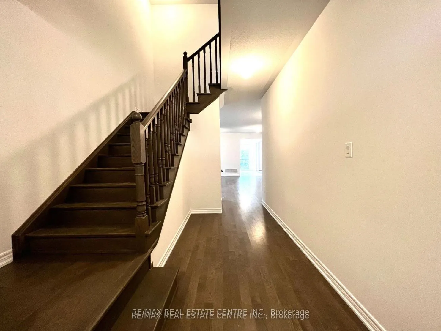 Photo 3 of 214 Chippewa Avenue, Shelburne — HOMEH