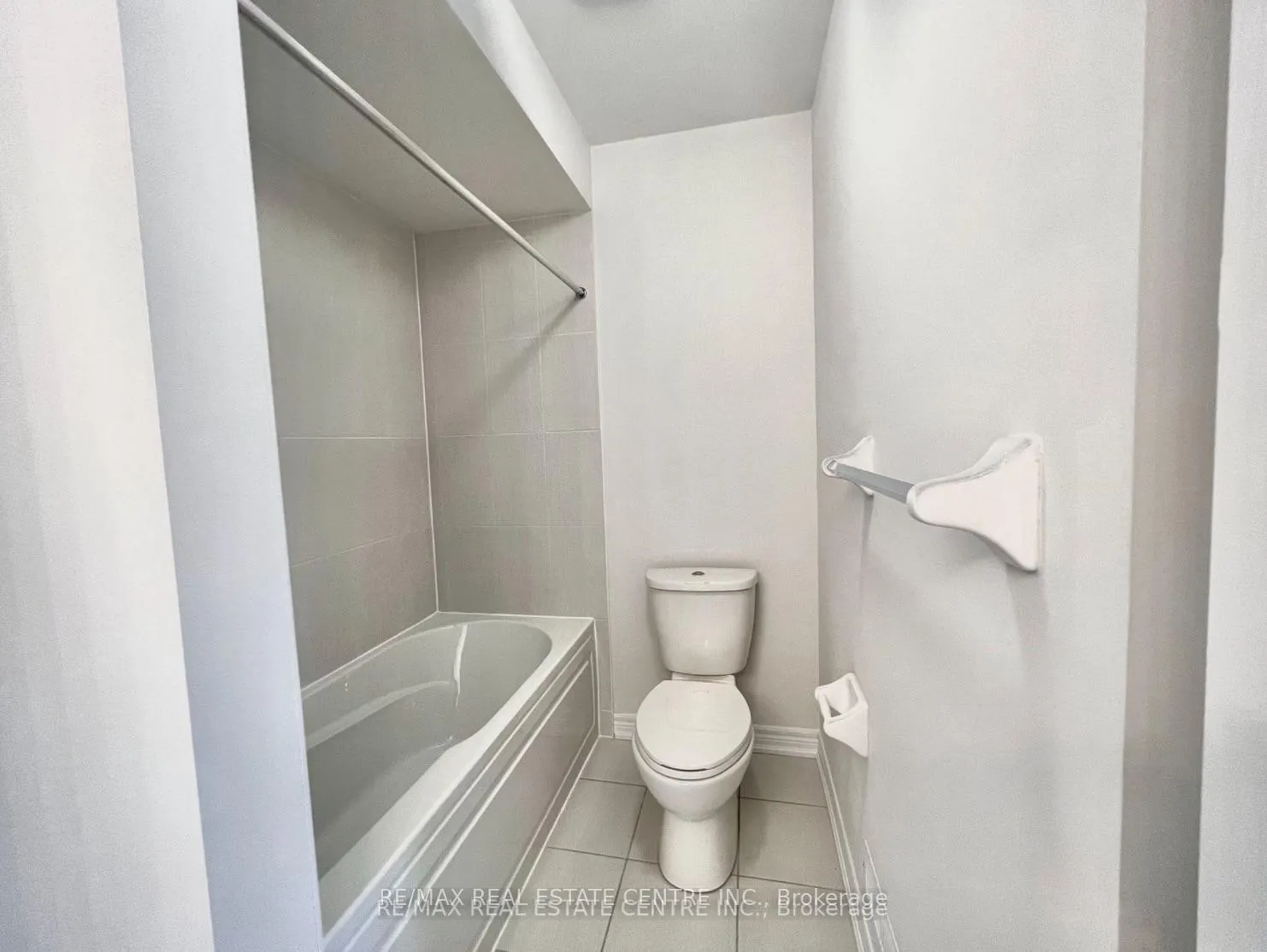 Photo 19 of 214 Chippewa Avenue, Shelburne — HOMEH