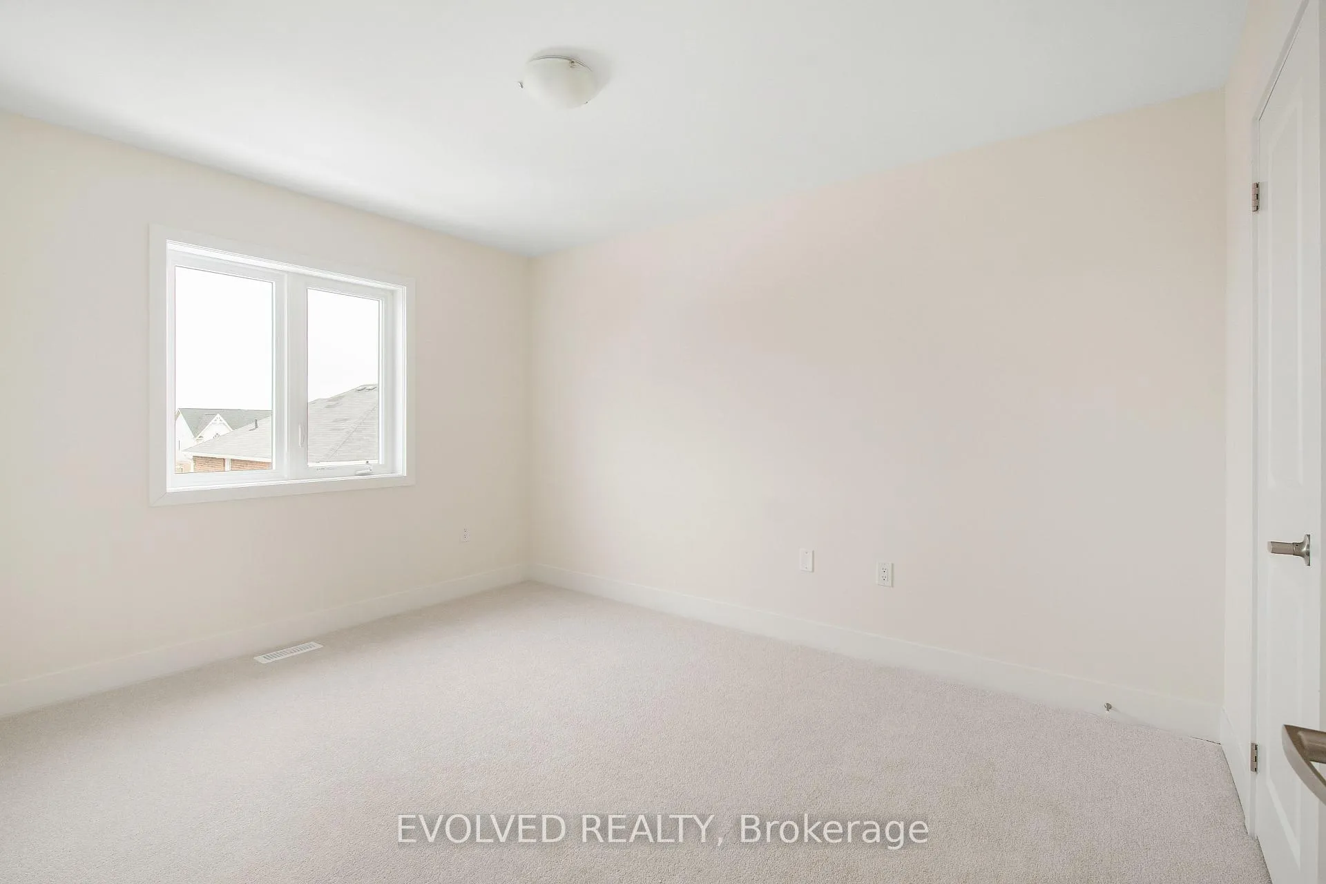 Photo 6 of 8 Hampton Lane, Barrie, Ardagh — HOMEH