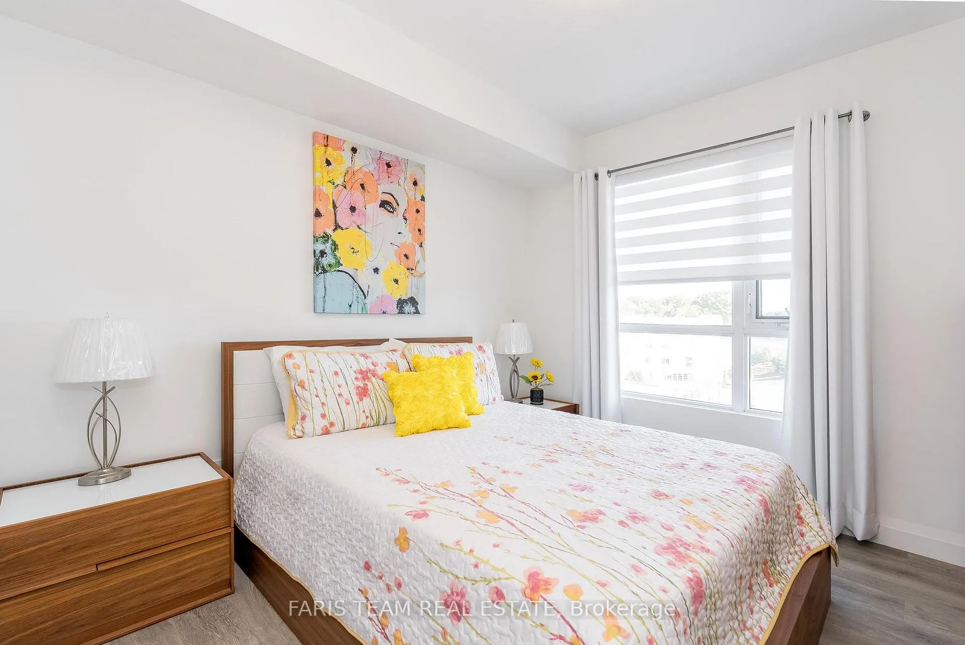 Photo 11 of Unit 812, 58 Lakeside Terrace, Barrie, Little Lake — HOMEH
