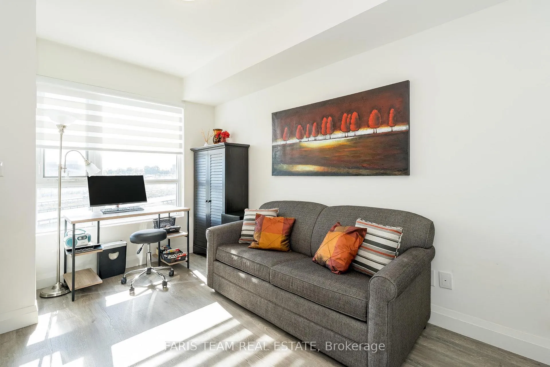Photo 13 of Unit 812, 58 Lakeside Terrace, Barrie, Little Lake — HOMEH