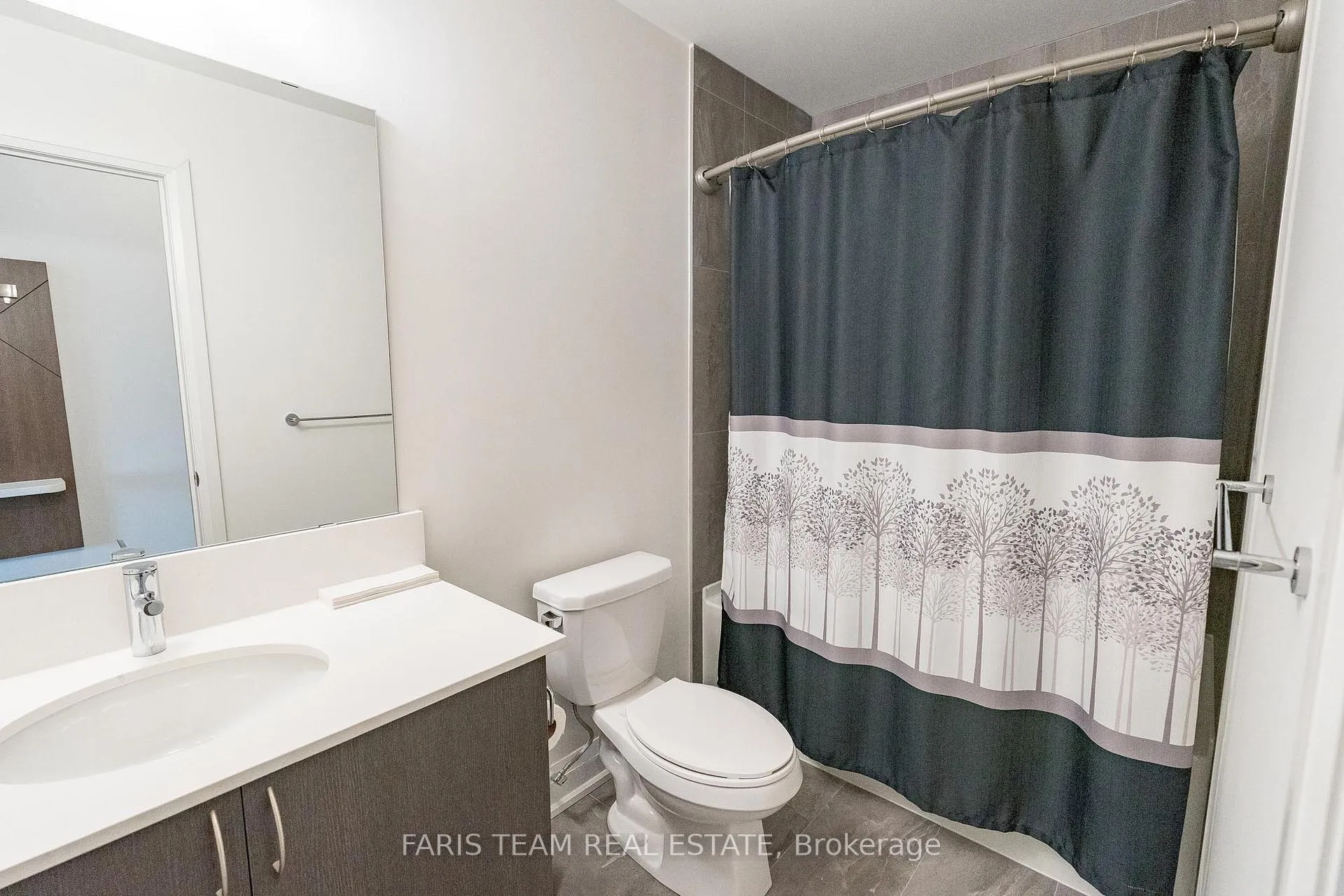 Photo 21 of Unit 812, 58 Lakeside Terrace, Barrie, Little Lake — HOMEH