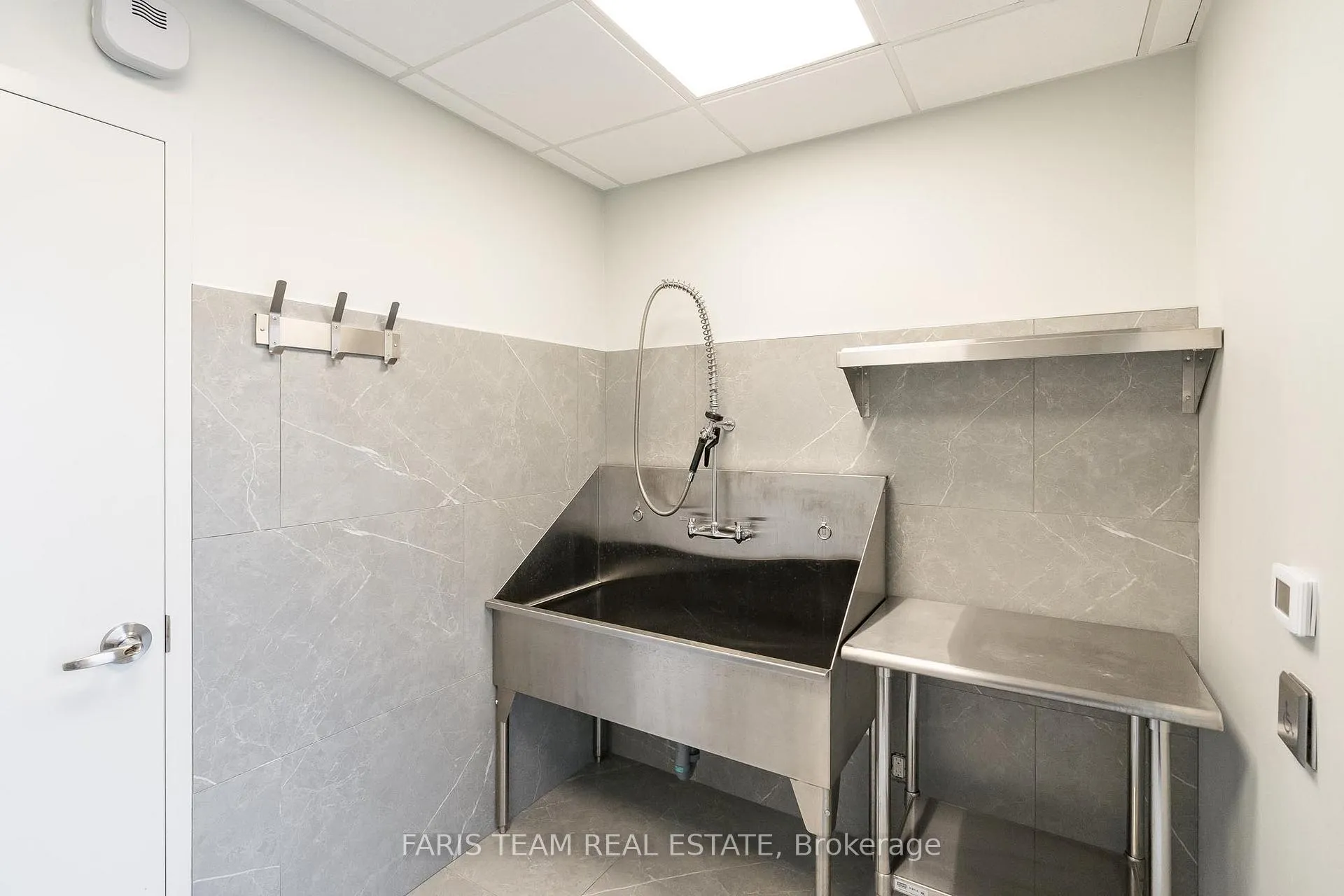 Photo 22 of Unit 812, 58 Lakeside Terrace, Barrie, Little Lake — HOMEH