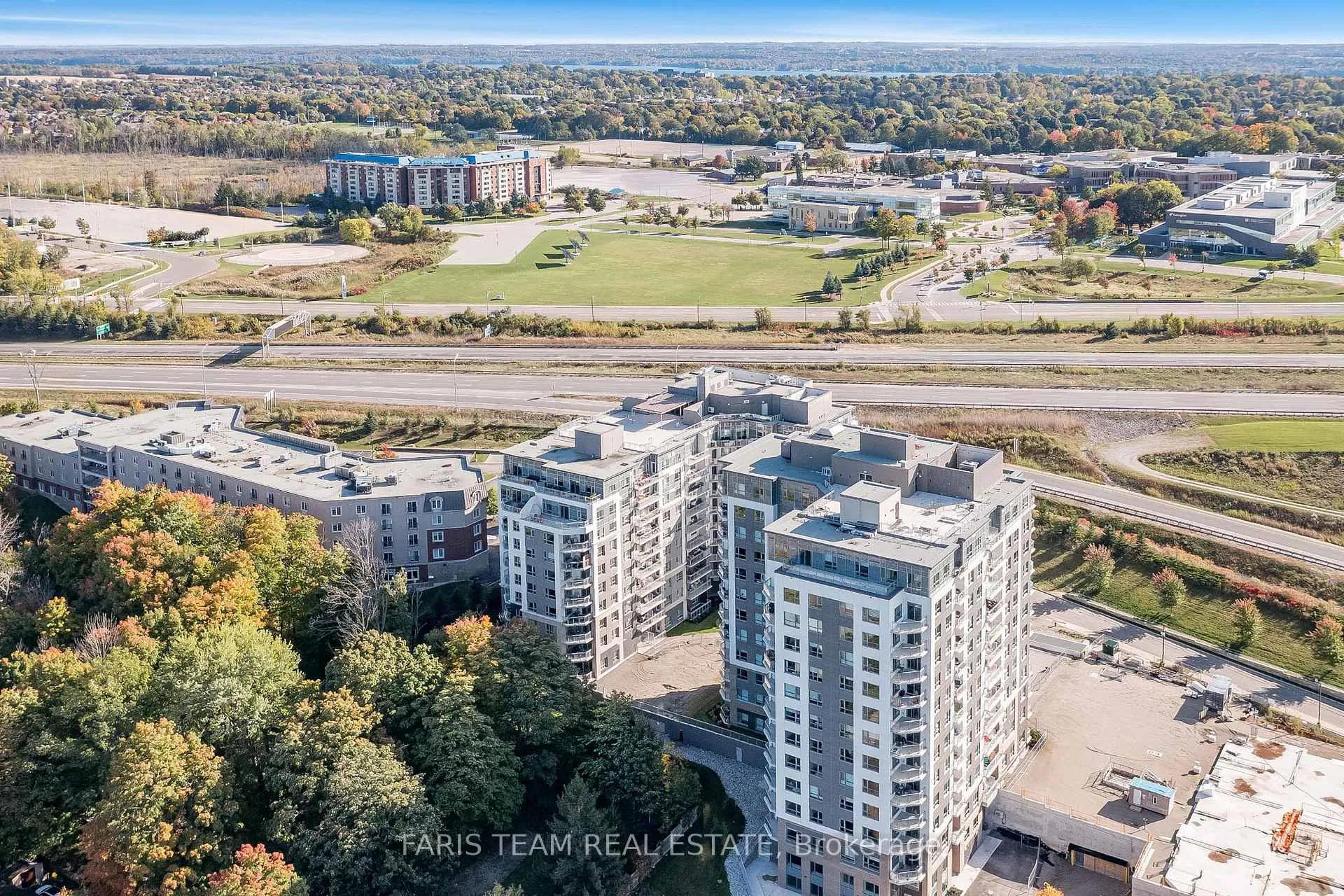 Photo 25 of Unit 812, 58 Lakeside Terrace, Barrie, Little Lake — HOMEH