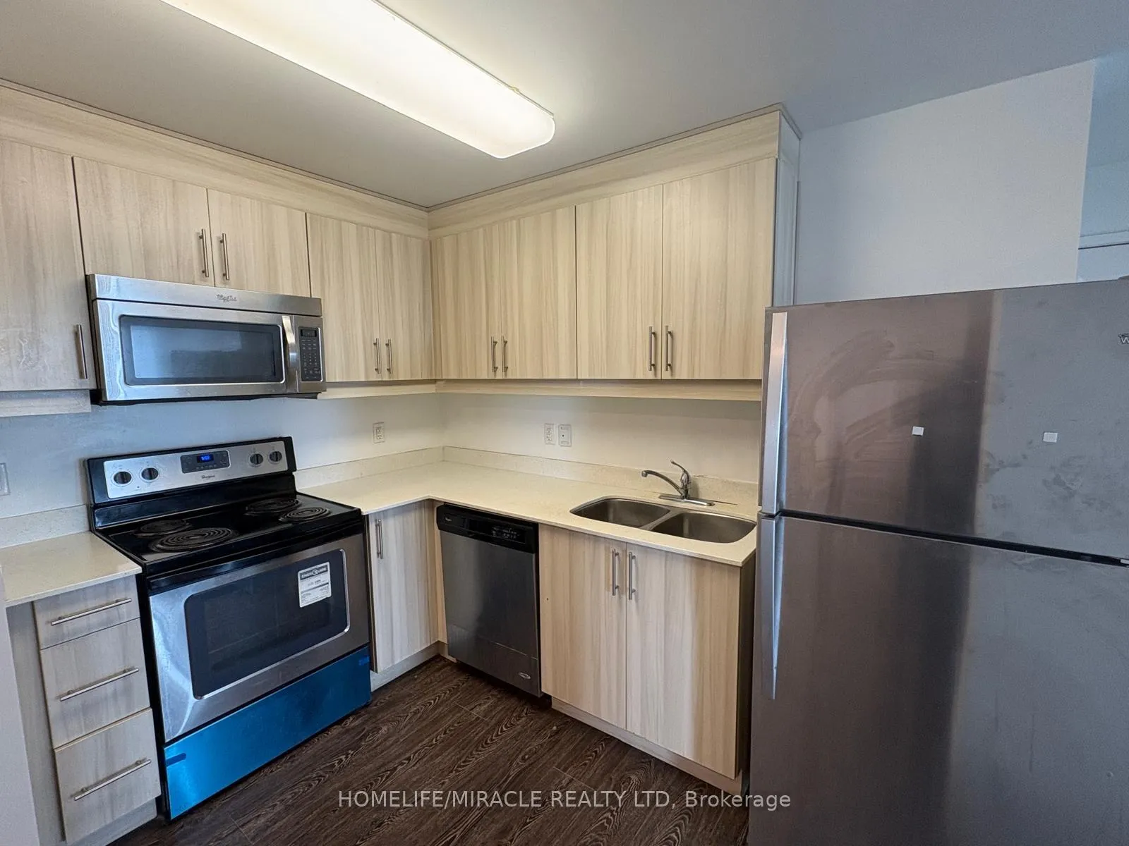 Photo 6 of Unit 903, 158 King [Tower-2] Street, Waterloo, Downtown Waterloo — HOMEH