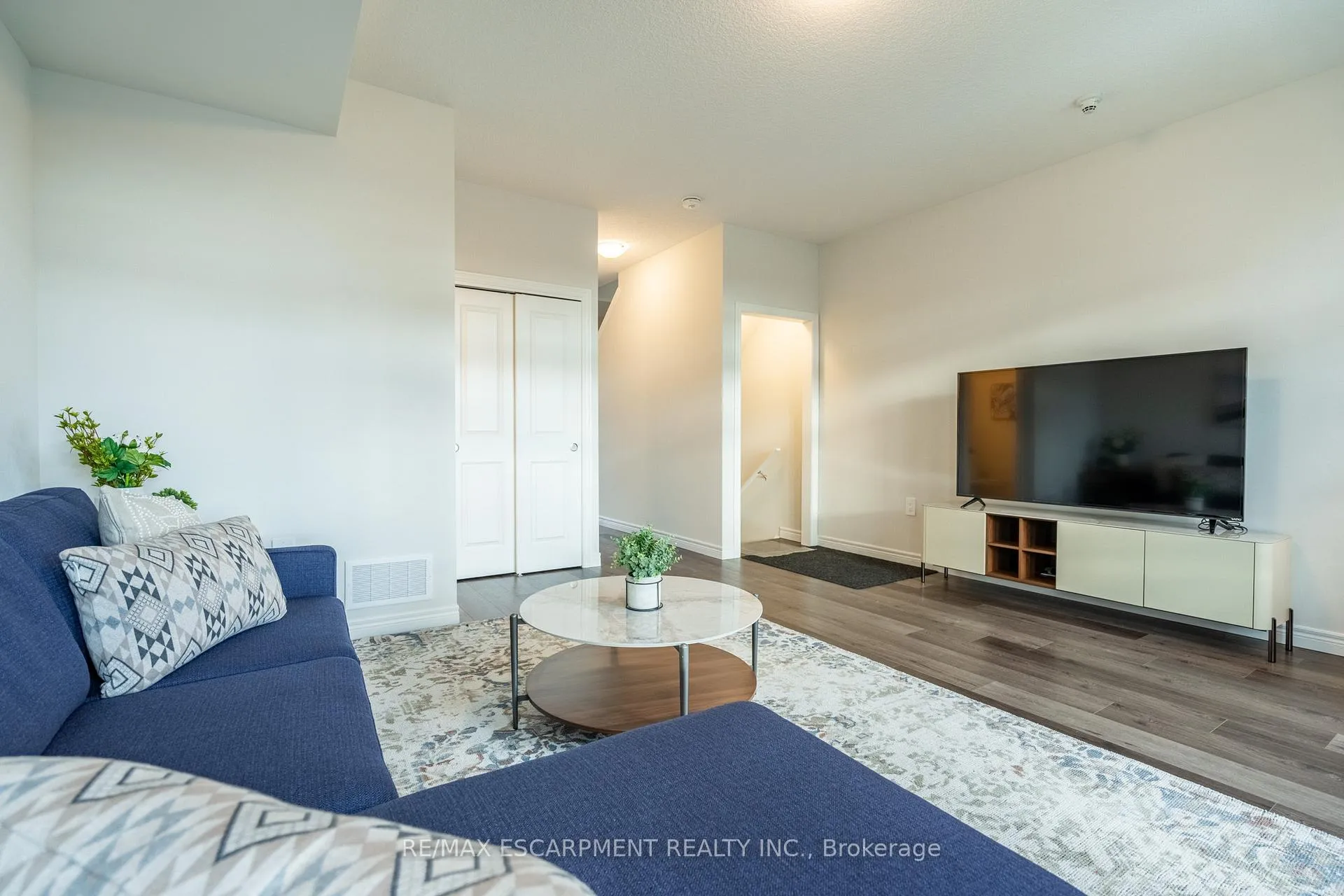 Photo 8 of Unit 208, 2620 Binbrook Road E, Hamilton, Binbrook — HOMEH