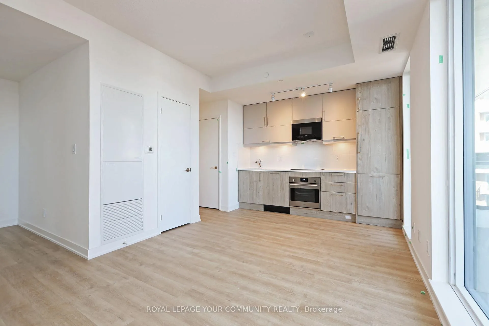 Photo 13 of Unit A1514, 8119 Birchmount Road, Markham, Unionville — HOMEH