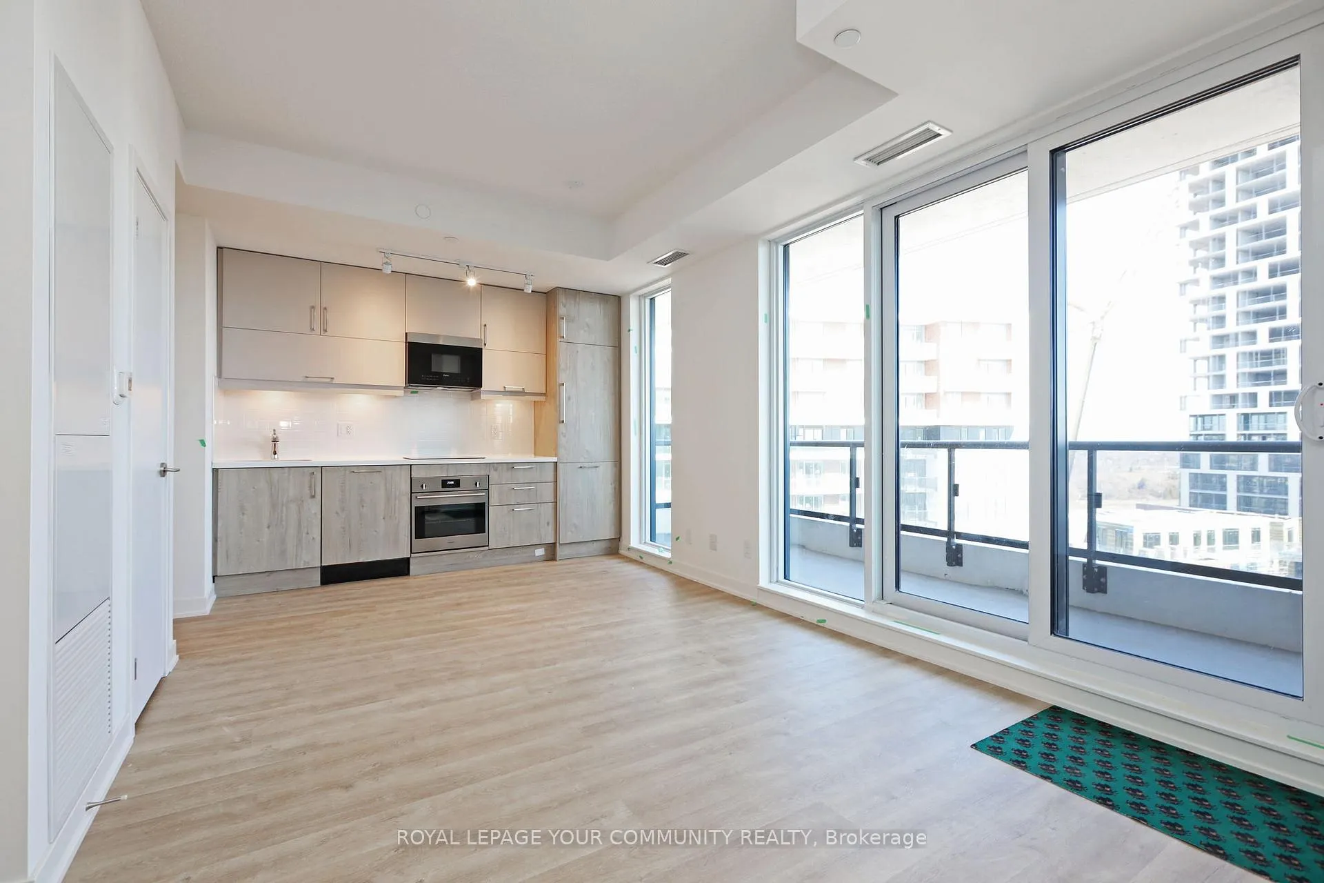 Photo 15 of Unit A1514, 8119 Birchmount Road, Markham, Unionville — HOMEH