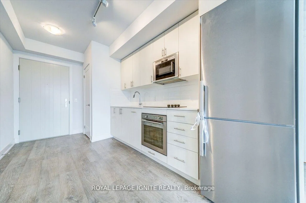 Photo 3 of Unit 2106, 2550 Simcoe Street N, Oshawa, Windfields — HOMEH