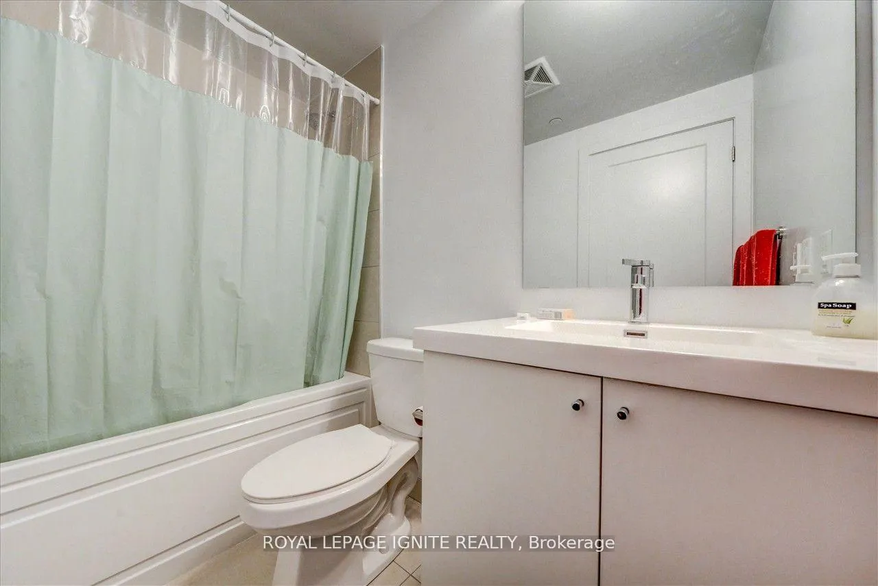 Photo 7 of Unit 2106, 2550 Simcoe Street N, Oshawa, Windfields — HOMEH