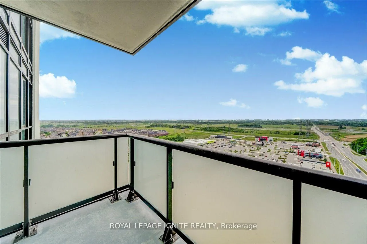Photo 9 of Unit 2106, 2550 Simcoe Street N, Oshawa, Windfields — HOMEH