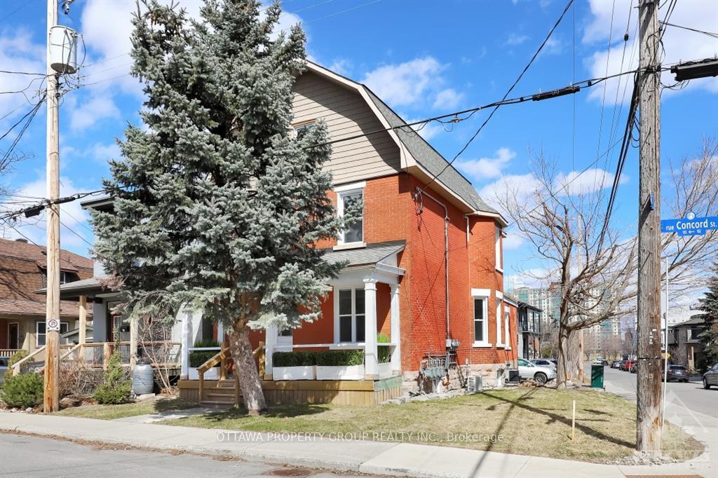 Front of Unit C, 149 Concord Street