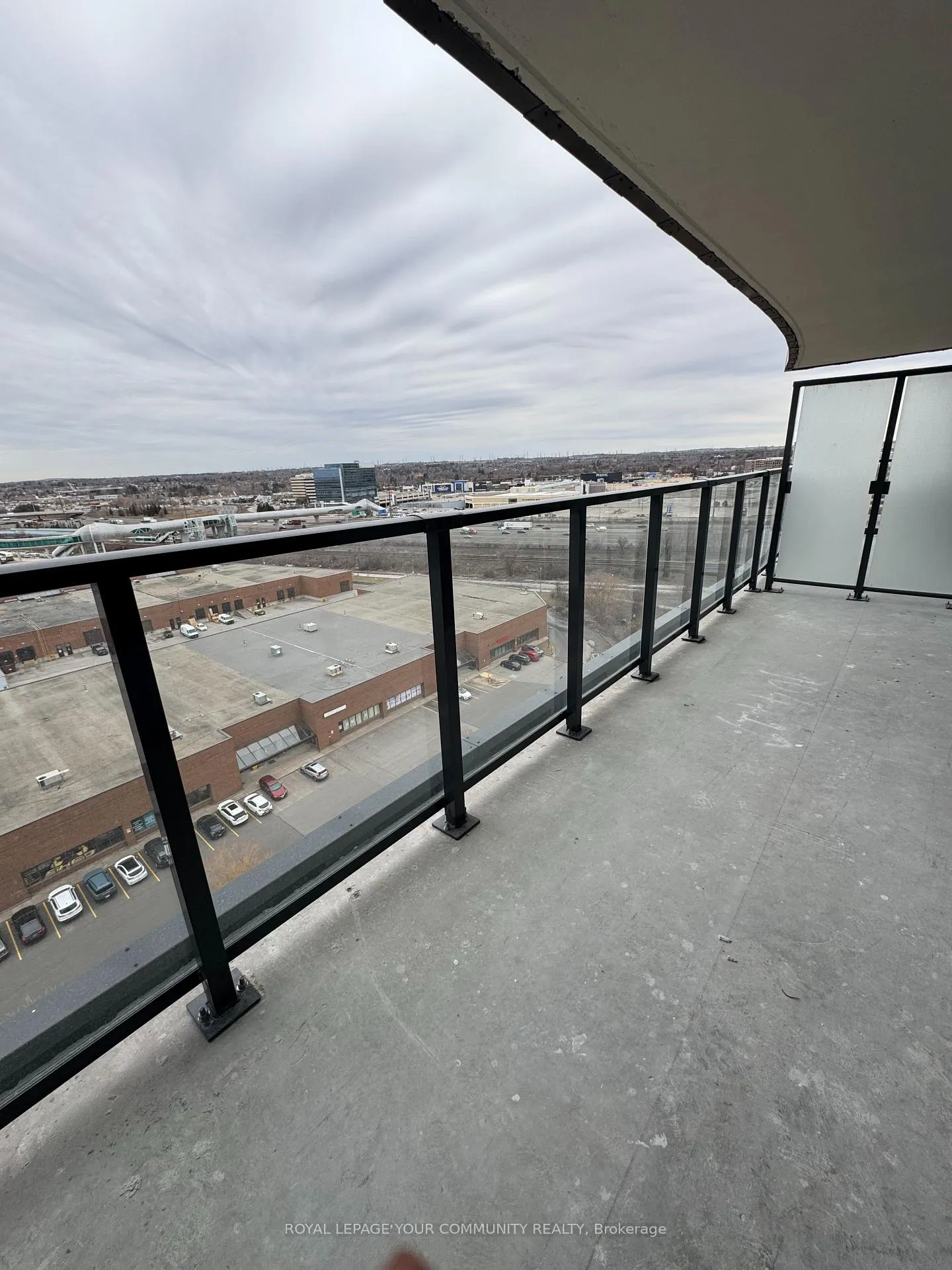 Photo 11 of Unit 1311, 1435 Celebration Drive, Pickering, Bay Ridges — HOMEH