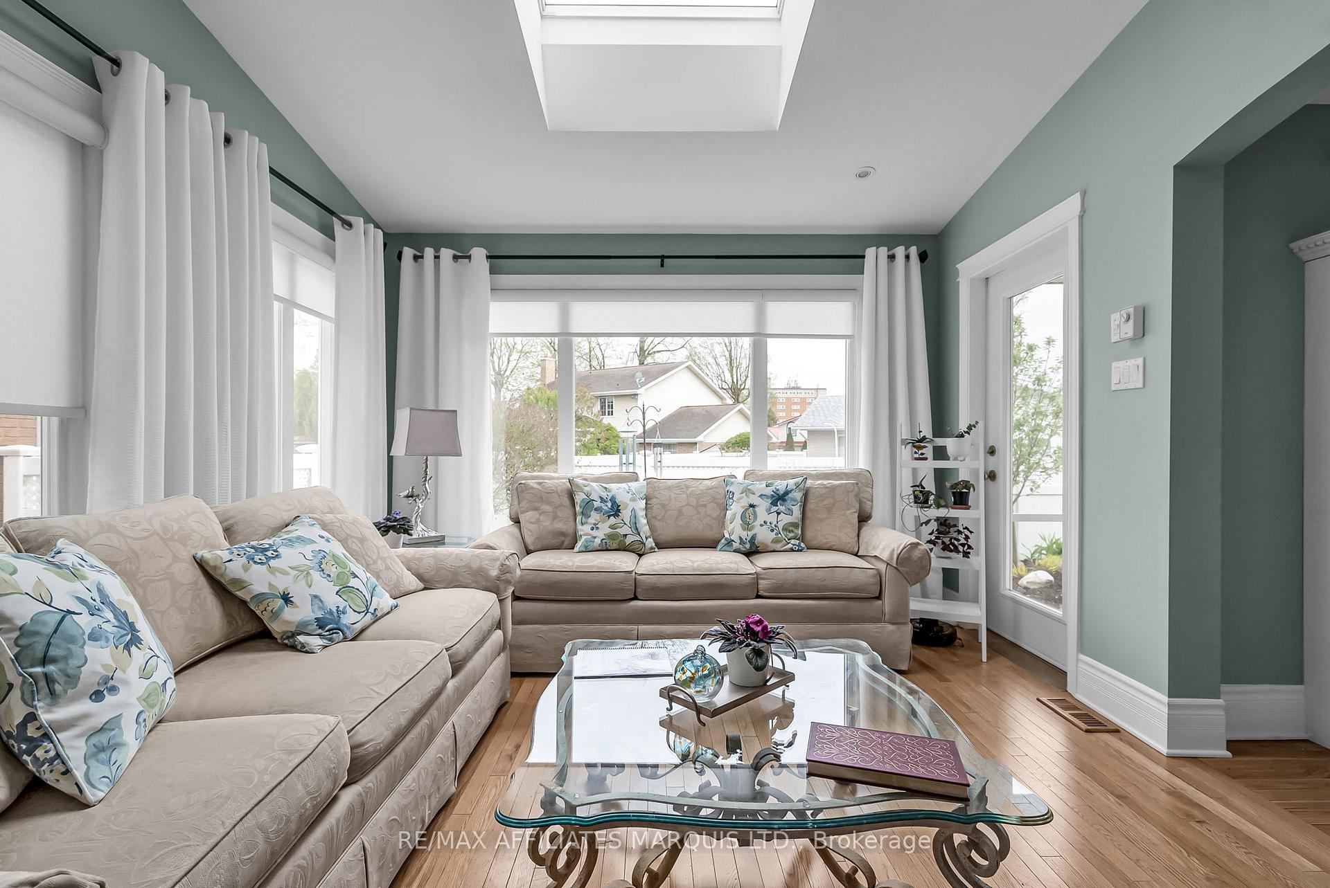 Photo 19 of 10 Monaco Crescent, Cornwall — HOMEH
