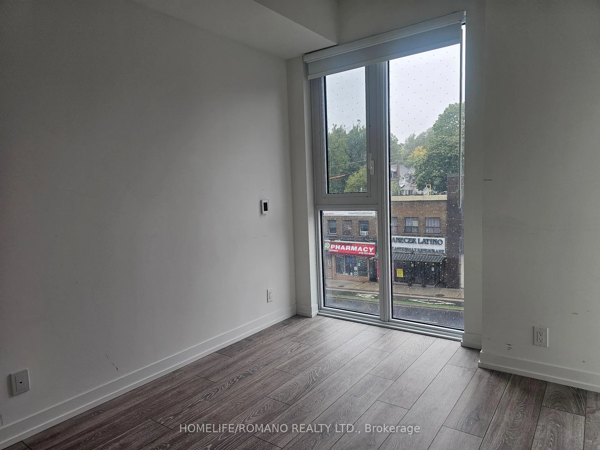 Photo 7 of Unit 332, 2020 Bathurst Street, Toronto, Humewood-Cedarvale — HOMEH