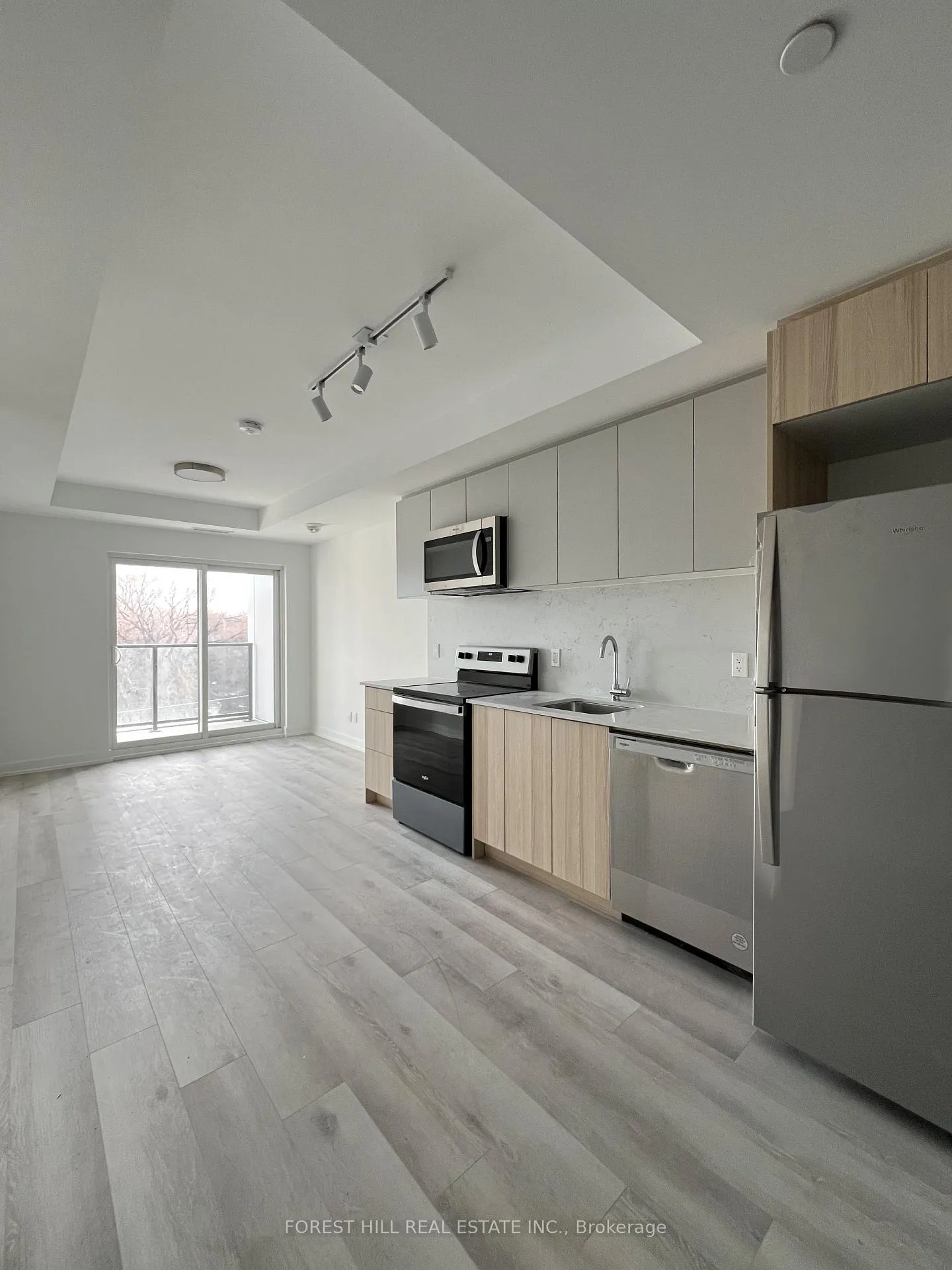 Photo 4 of Unit 603, 2000 Bathurst Street, Toronto, Humewood-Cedarvale — HOMEH