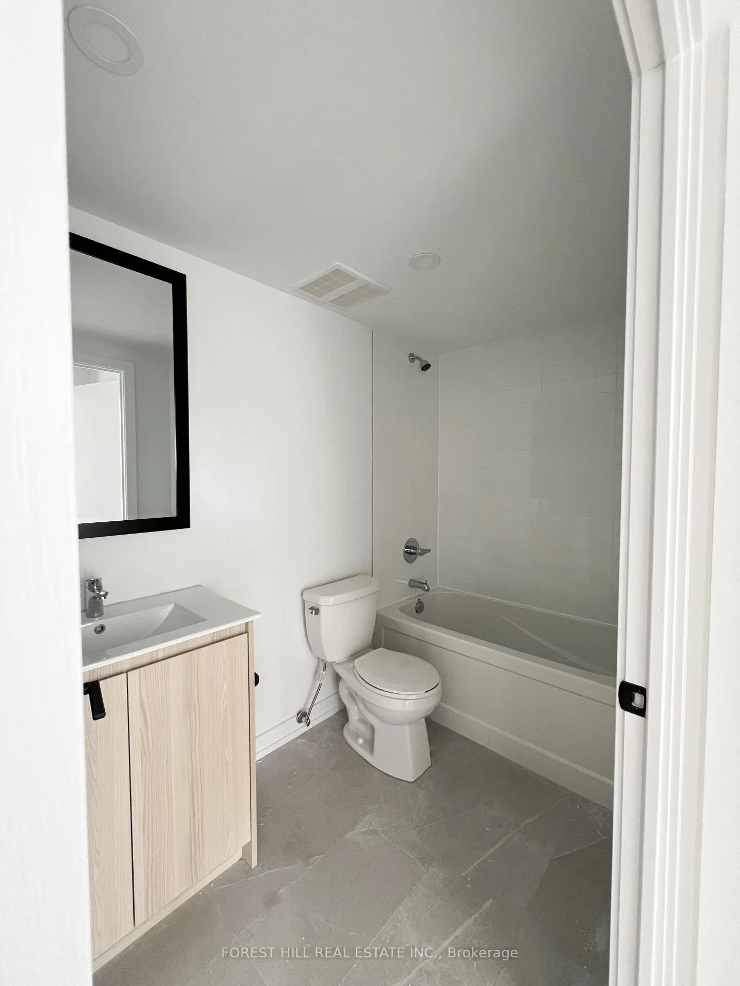 Photo 8 of Unit 603, 2000 Bathurst Street, Toronto, Humewood-Cedarvale — HOMEH