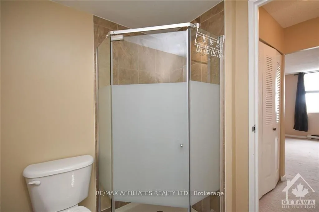 Photo 12 of Unit 512, 2760 Carousel Crescent, Ottawa, Emerald Woods/Sawmill Creek — HOMEH