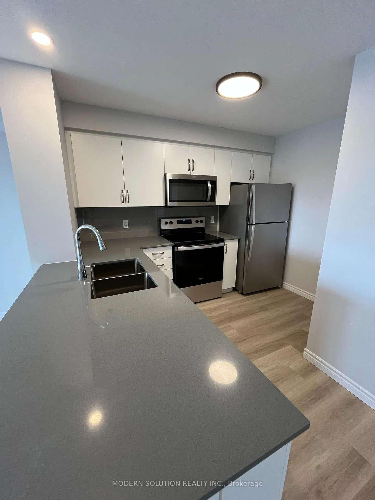 Photo 7 of Unit 615, 425 Watson Parkway N, Guelph, Grange Road — HOMEH